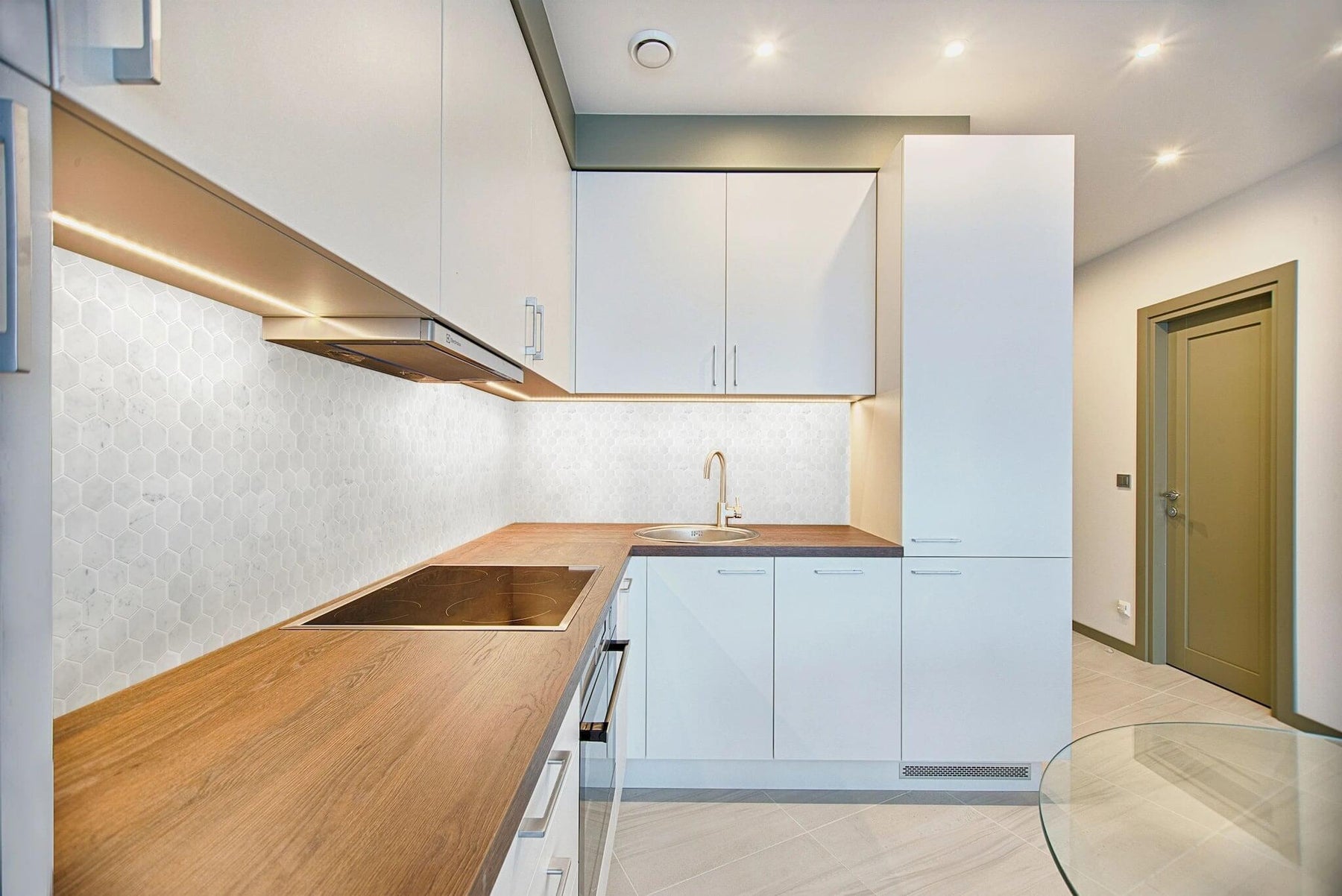 What is the Purpose of a Kitchen Backsplash?