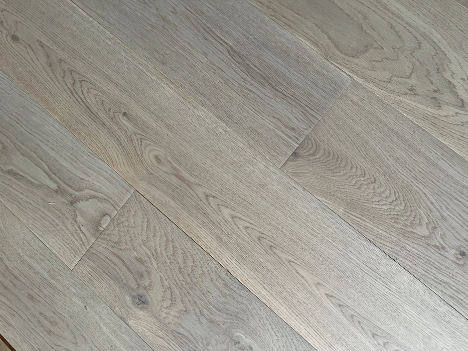 dune color European Oak Engineered Wood Flooring, showcasing rich wood grain and warm tones