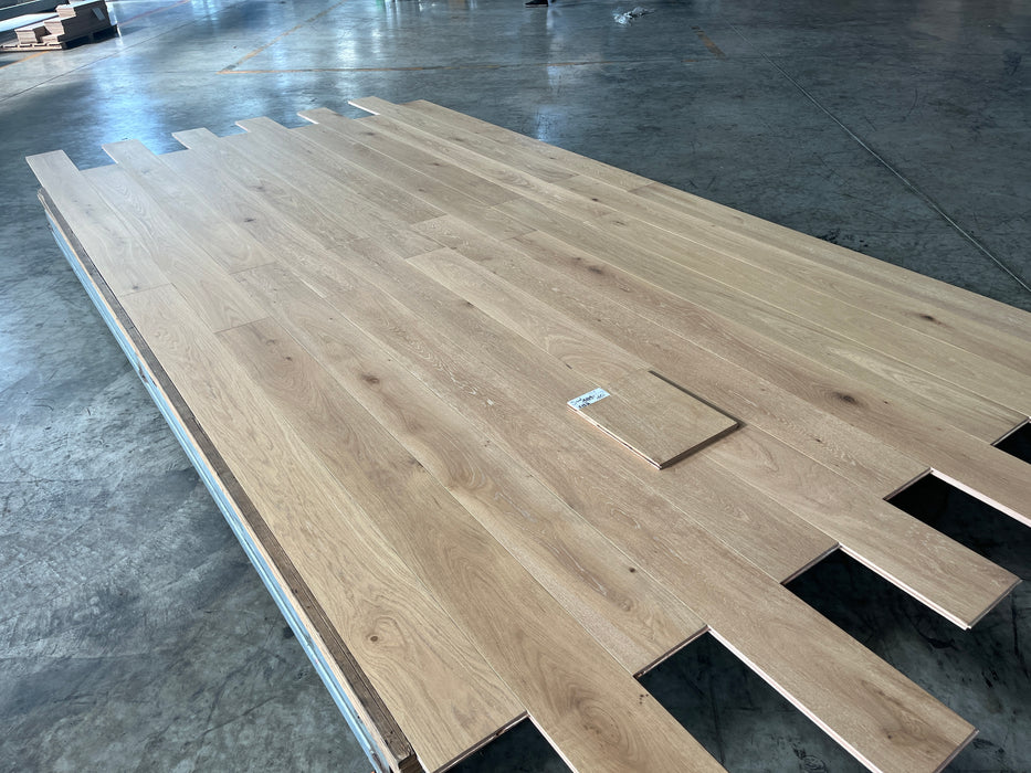 sand colored European Oak Engineered Wood Flooring, showcasing rich wood grain and warm tones